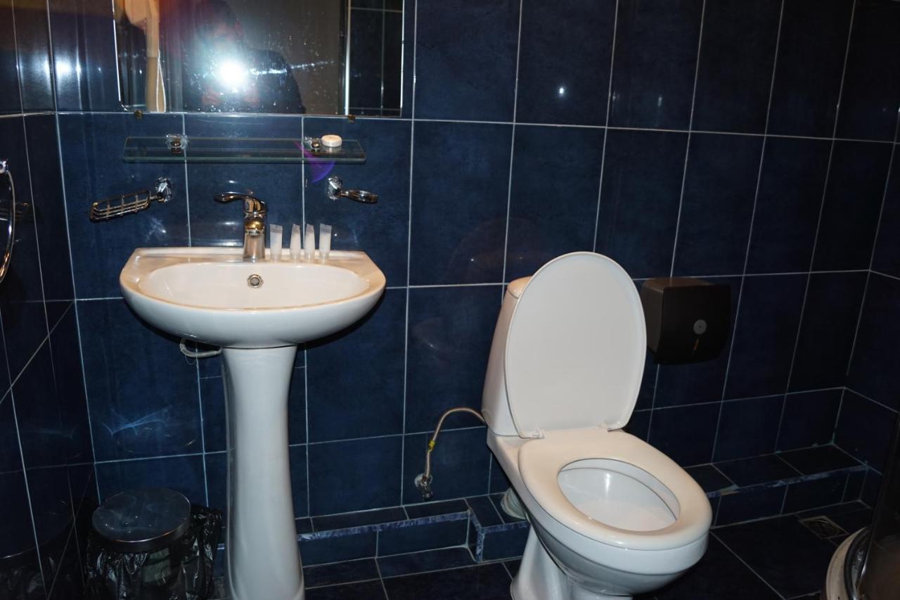 Iar Hotel Batumi Bagian luar foto