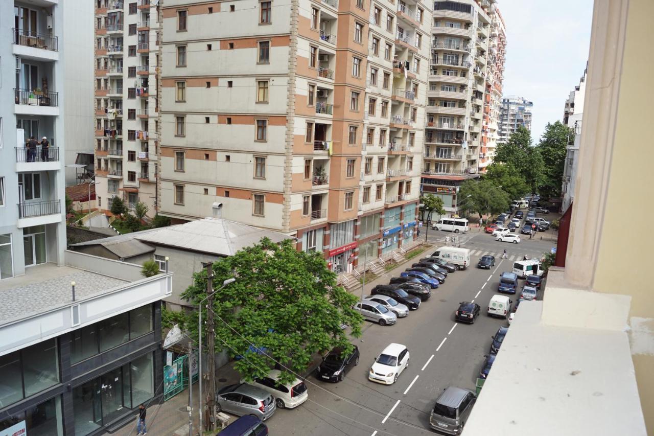 Iar Hotel Batumi Bagian luar foto
