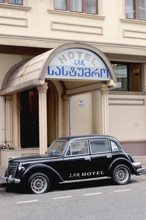 Iar Hotel Batumi Bagian luar foto