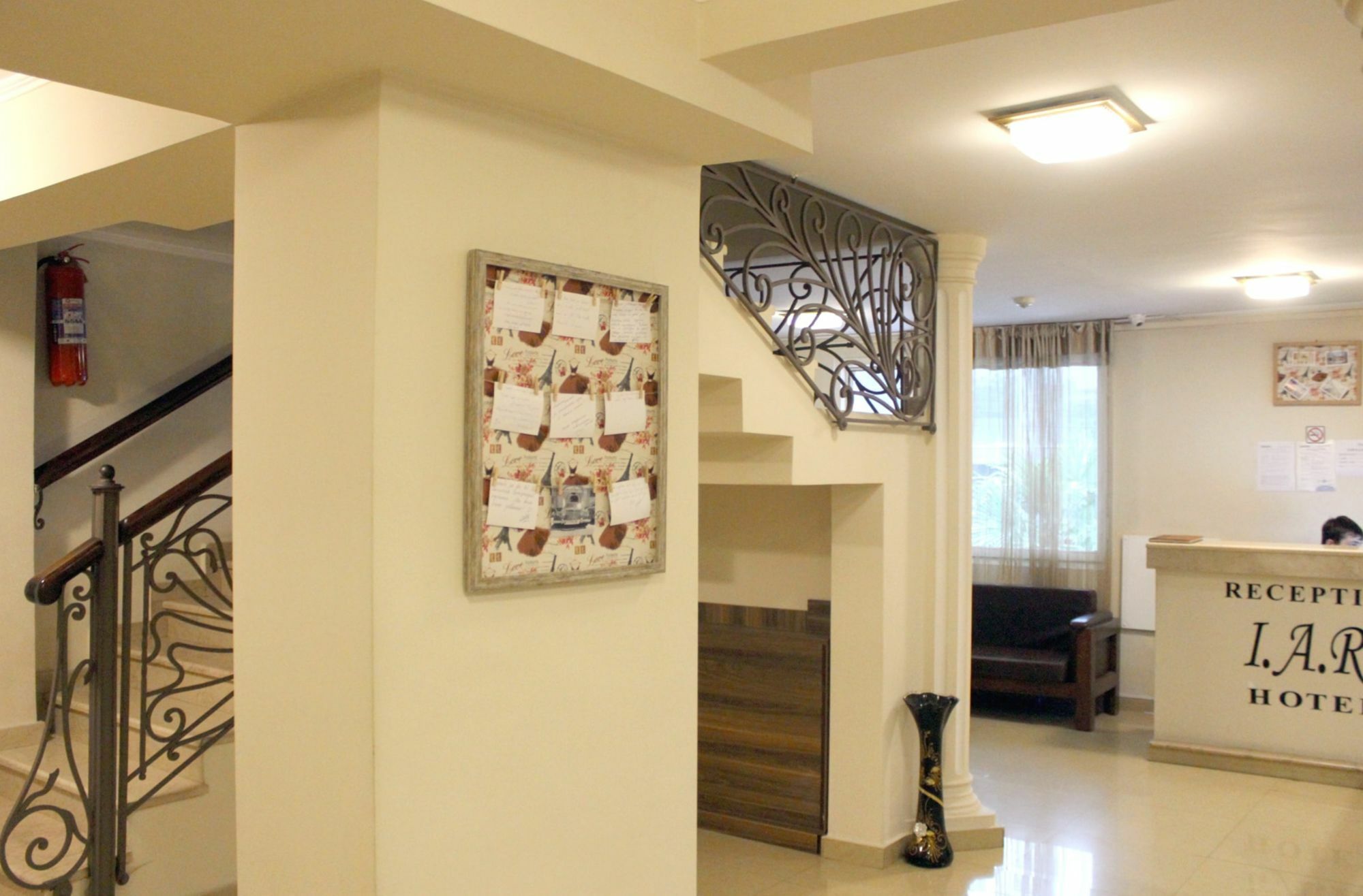 Iar Hotel Batumi Bagian luar foto